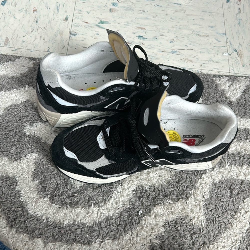 New balance protection pack !!brand new worn once!!